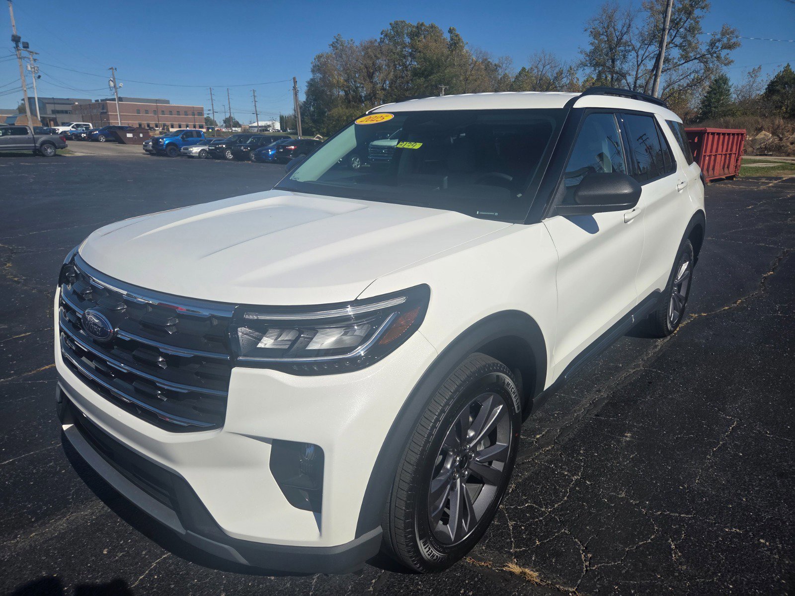 New 2025 Ford Explorer Active w/ Active Comfort Package image 7