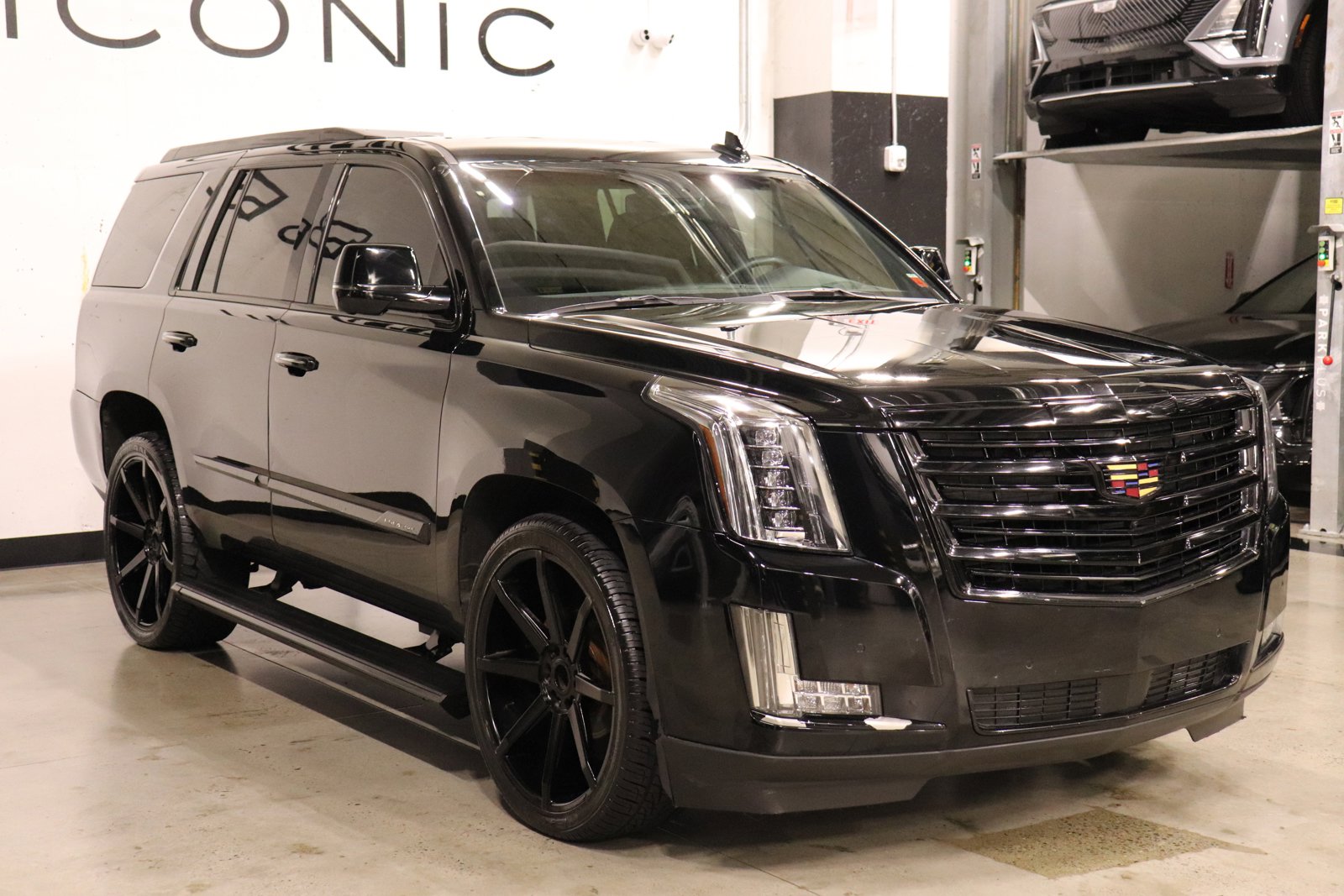 Used 2015 Cadillac Escalade Platinum image 6