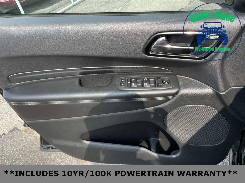 Used 2022 Dodge Durango GT image 15