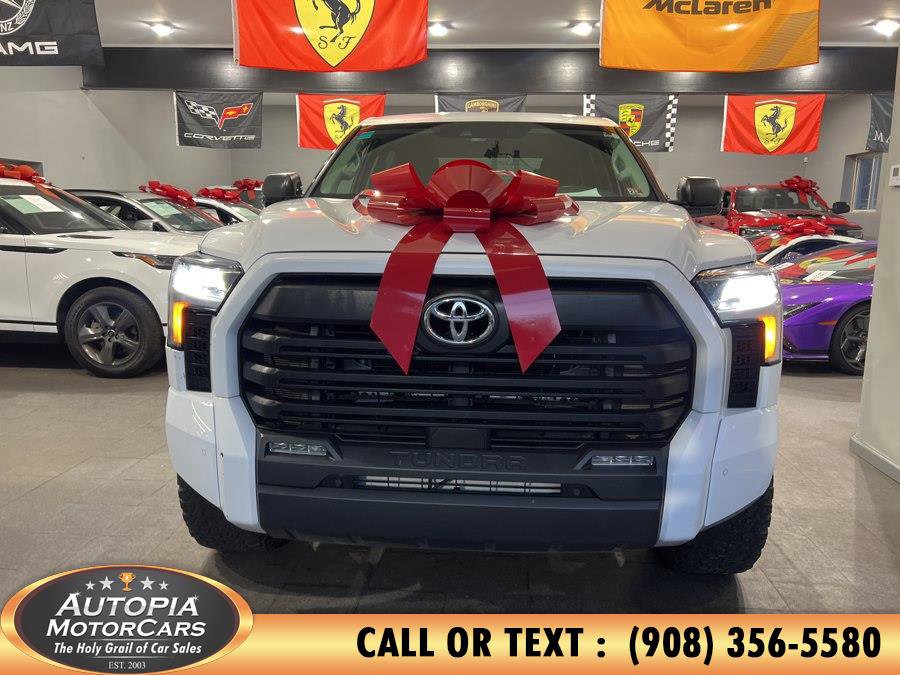Used 2022 Toyota Tundra SR5 w/ SR5 Convenience Package AWD/4WD image 35