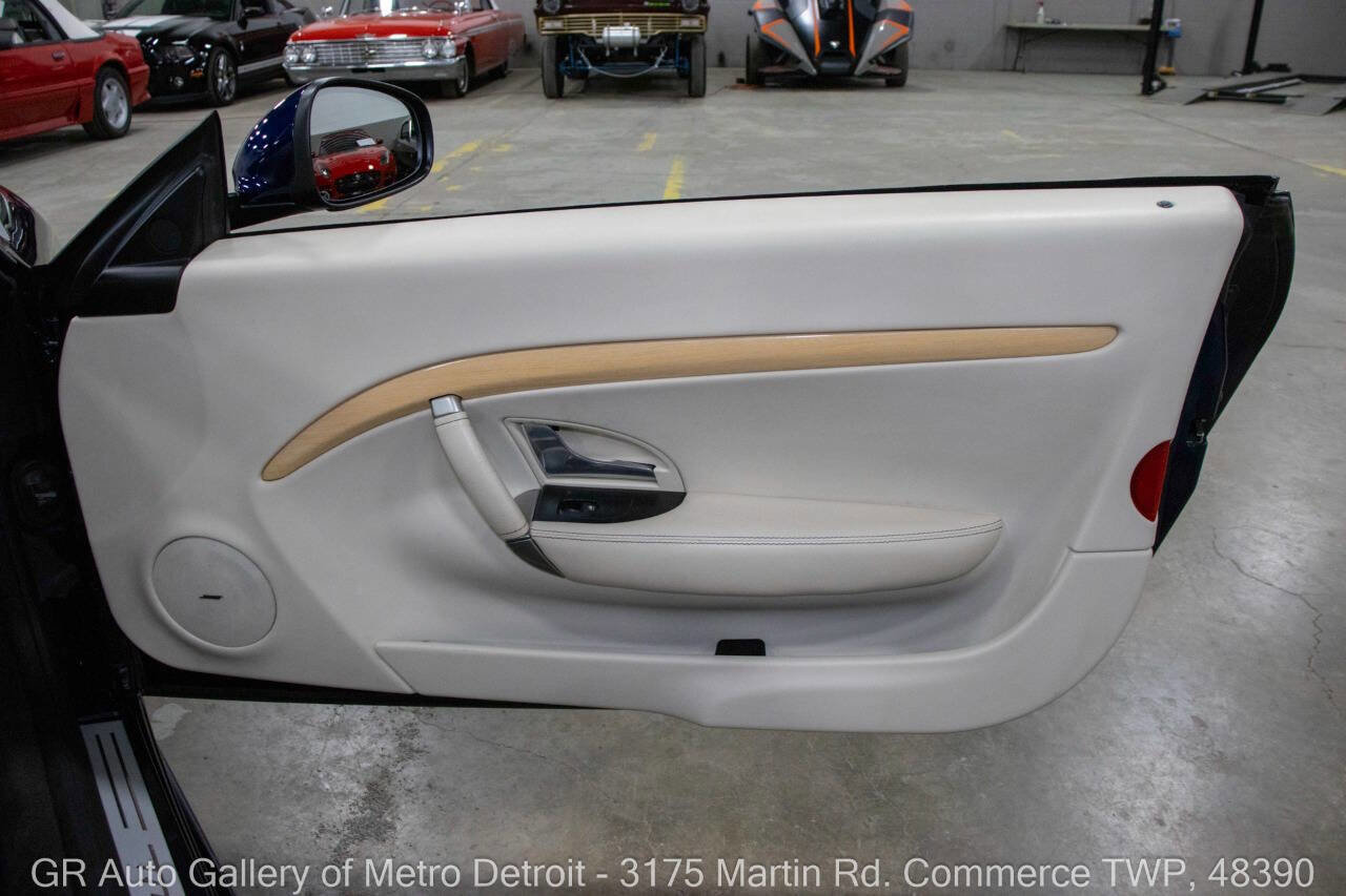 Used 2012 Maserati GranTurismo Sport image 39