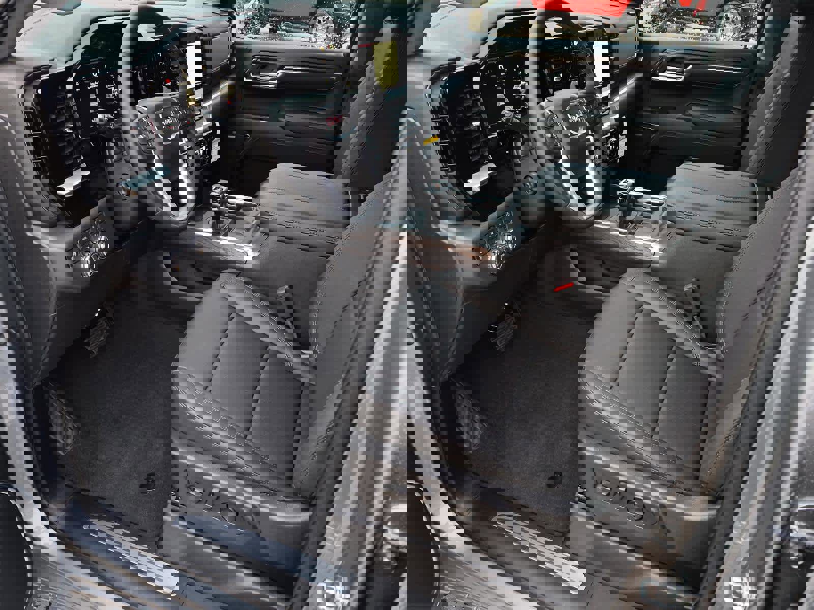 New 2026 GMC Sierra 1500 SLT image 8