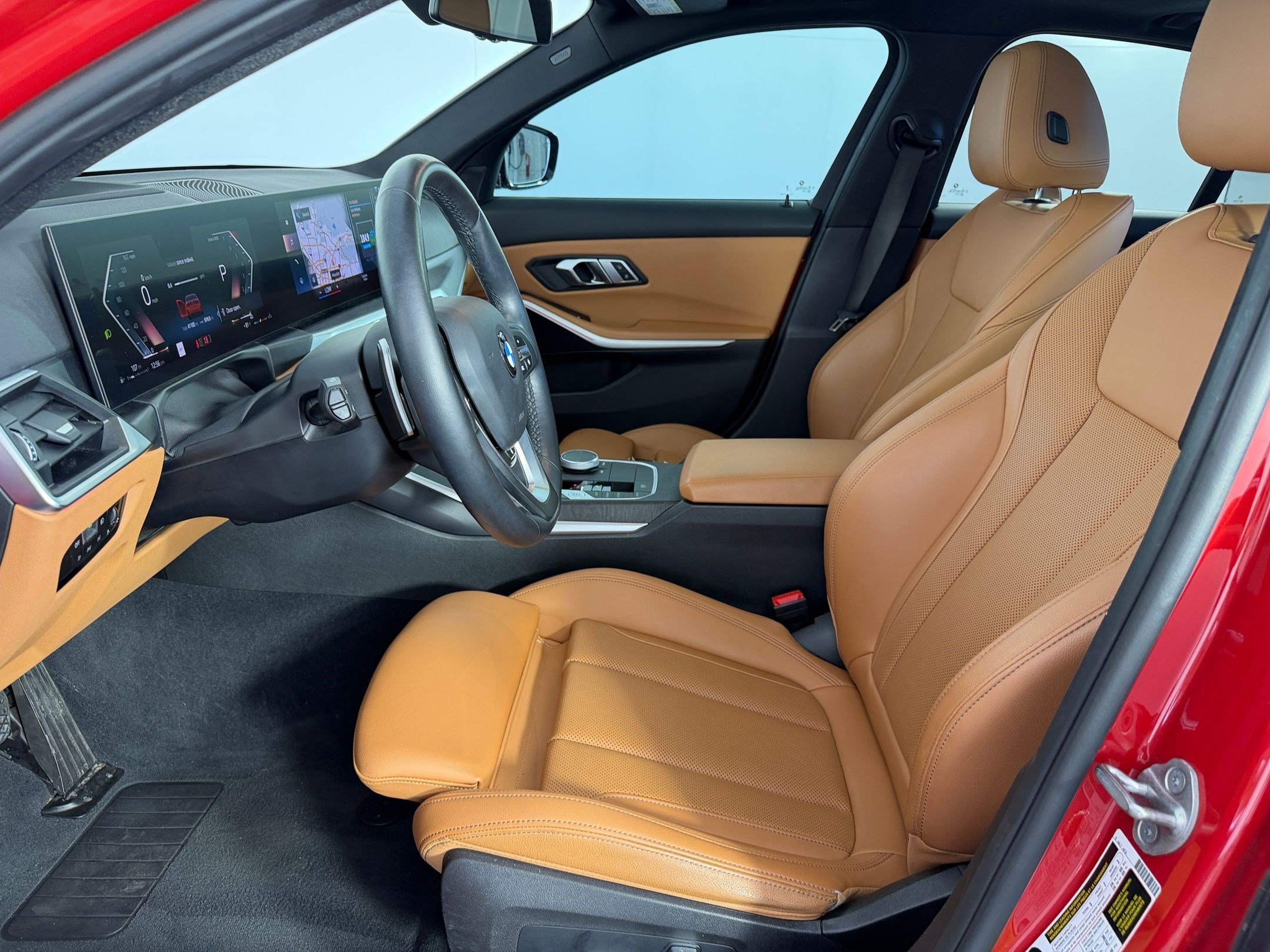 Used 2023 BMW 330i Sedan w/ Premium Package image 5