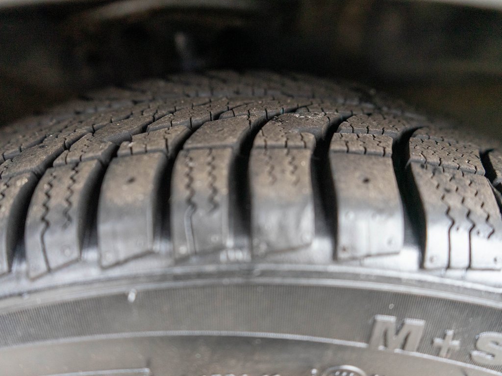 Used 2016 Scion iM Base image 34