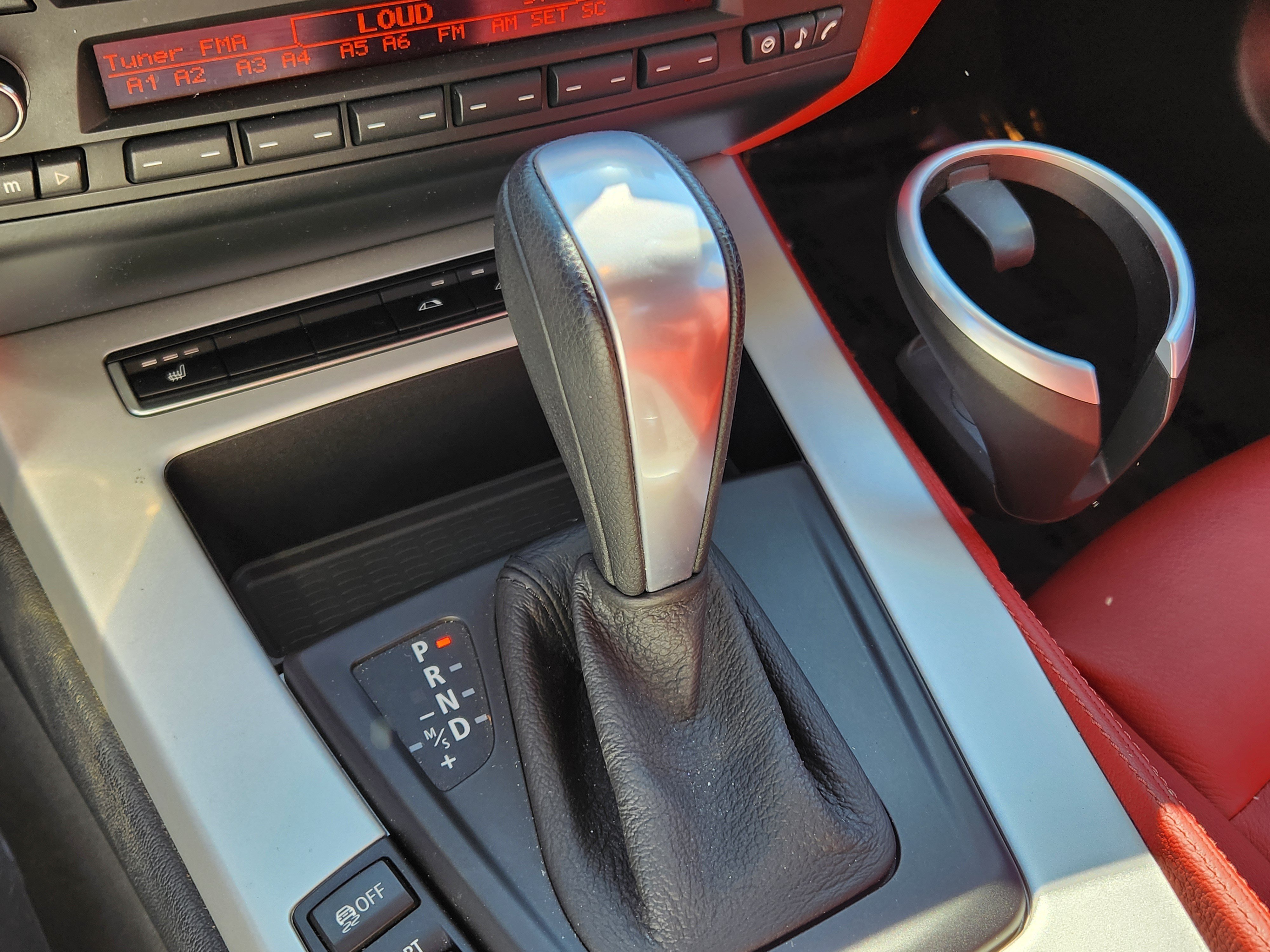 Used 2009 BMW Z4 sDrive30i RWD image 18