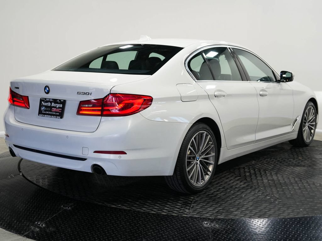Used 2020 BMW 530i xDrive w/ Premium Package AWD/4WD image 8