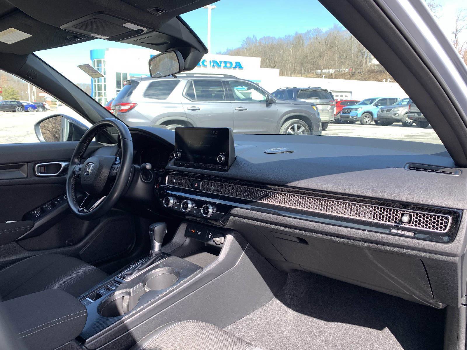 Used 2022 Honda Civic Sport image 39