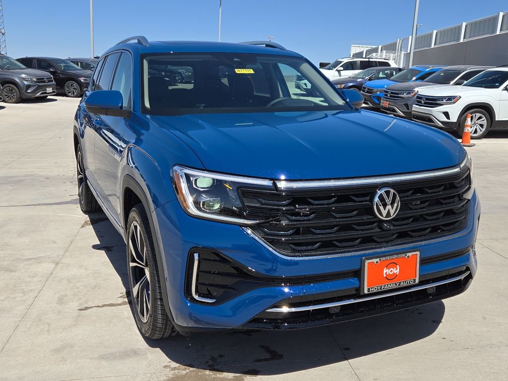 New 2025 Volkswagen Atlas SEL Premium R-Line image 2