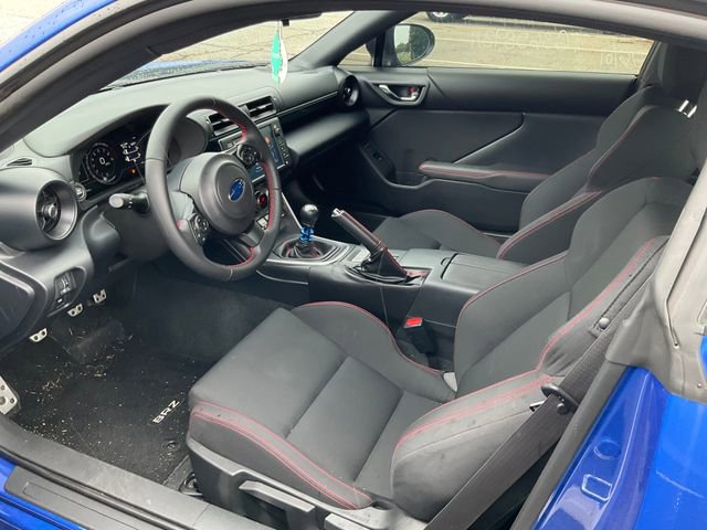 Used 2024 Subaru BRZ Premium RWD image 11