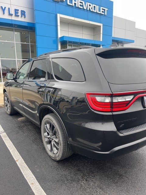Used 2024 Dodge Durango SXT w/ SXT Blacktop Group image 8