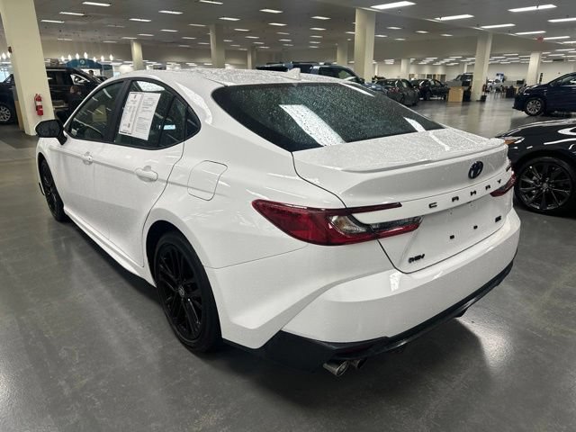 Used 2026 Toyota Camry SE FWD image 5