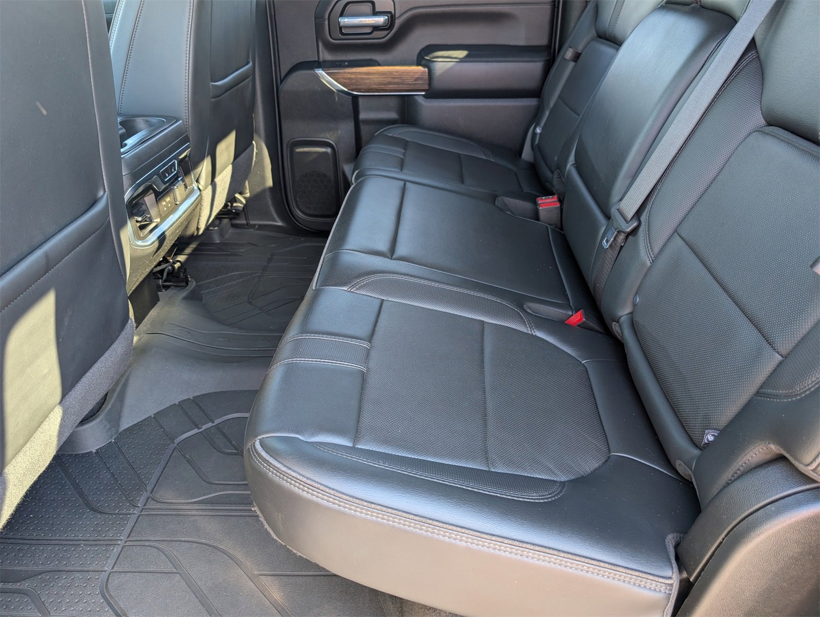 Certified 2023 Chevrolet Silverado 2500 High Country w/ Safety Package II image 16