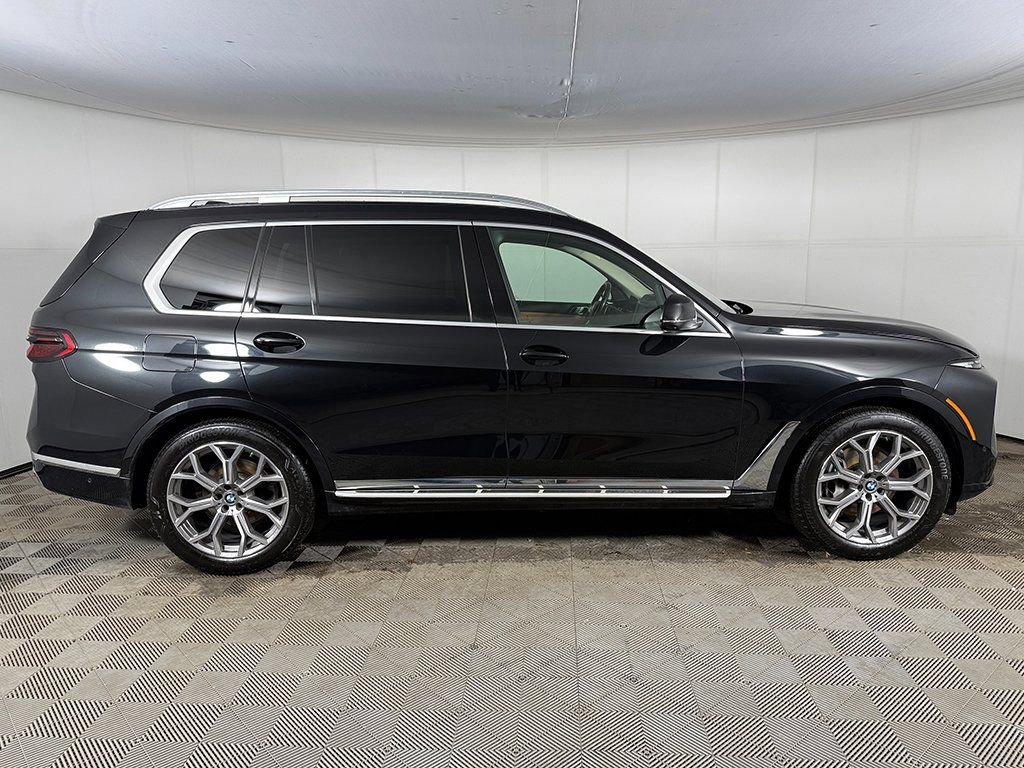 Used 2023 BMW X7 xDrive40i w/ Premium Package image 19