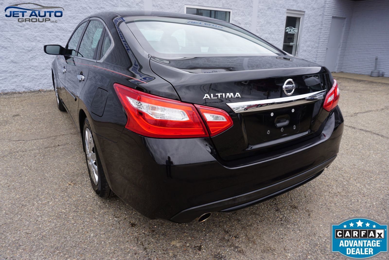 Used 2017 Nissan Altima 2.5 S w/ Power Driver Seat Package image 9