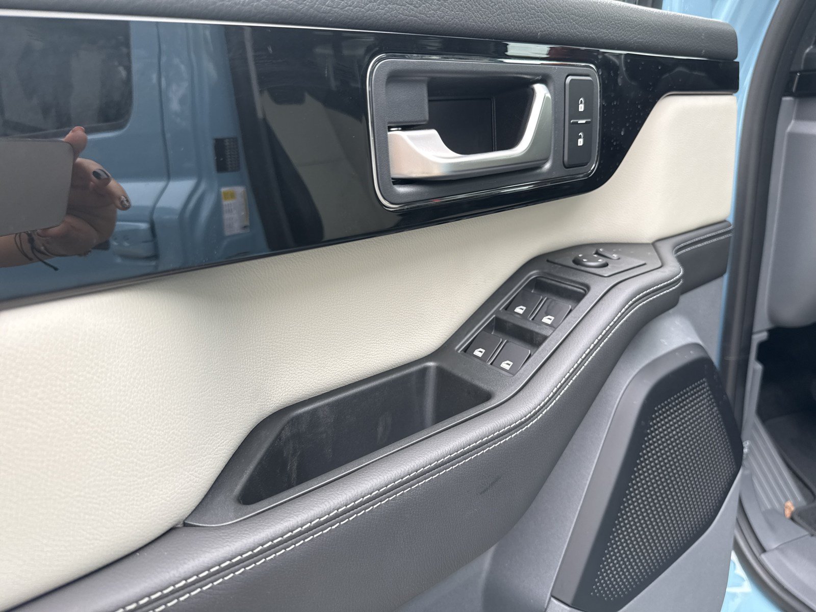 New 2026 INEOS Grenadier Station Wagon AWD/4WD image 14