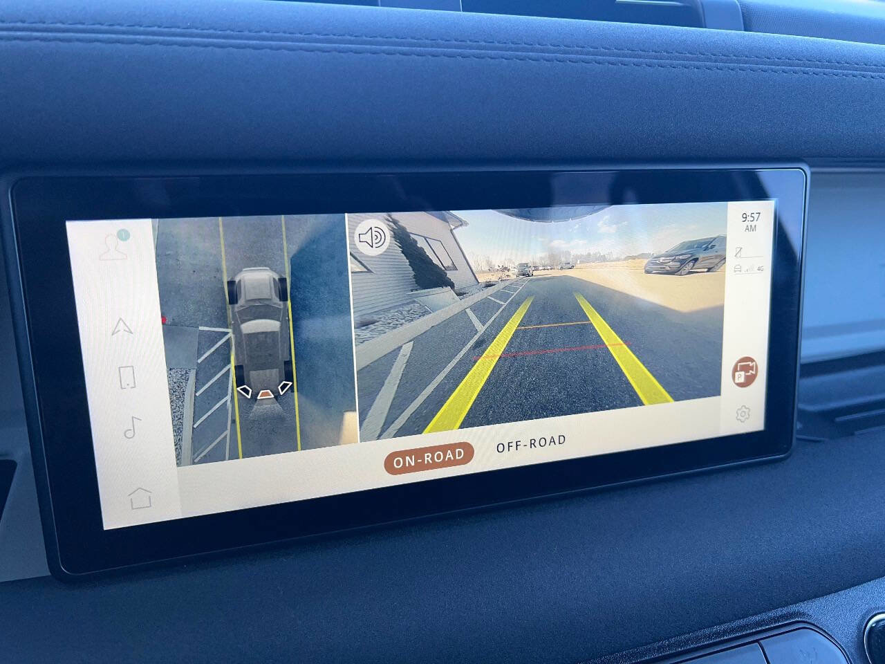 Used 2023 Land Rover Defender 110 SE image 10