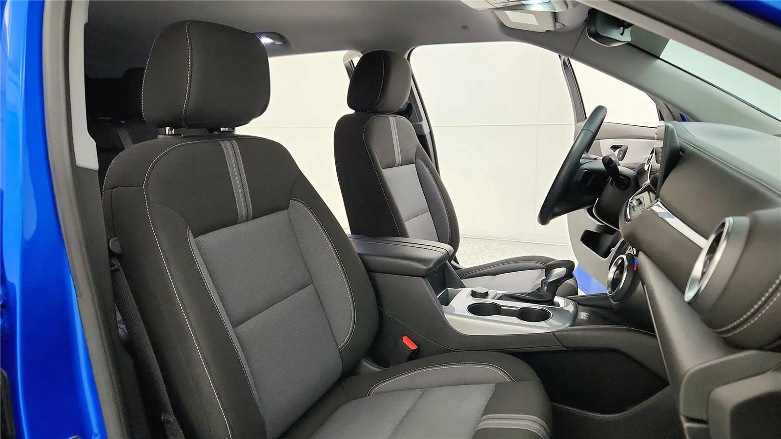 Used 2024 Chevrolet Blazer LT w/ Convenience Package image 39