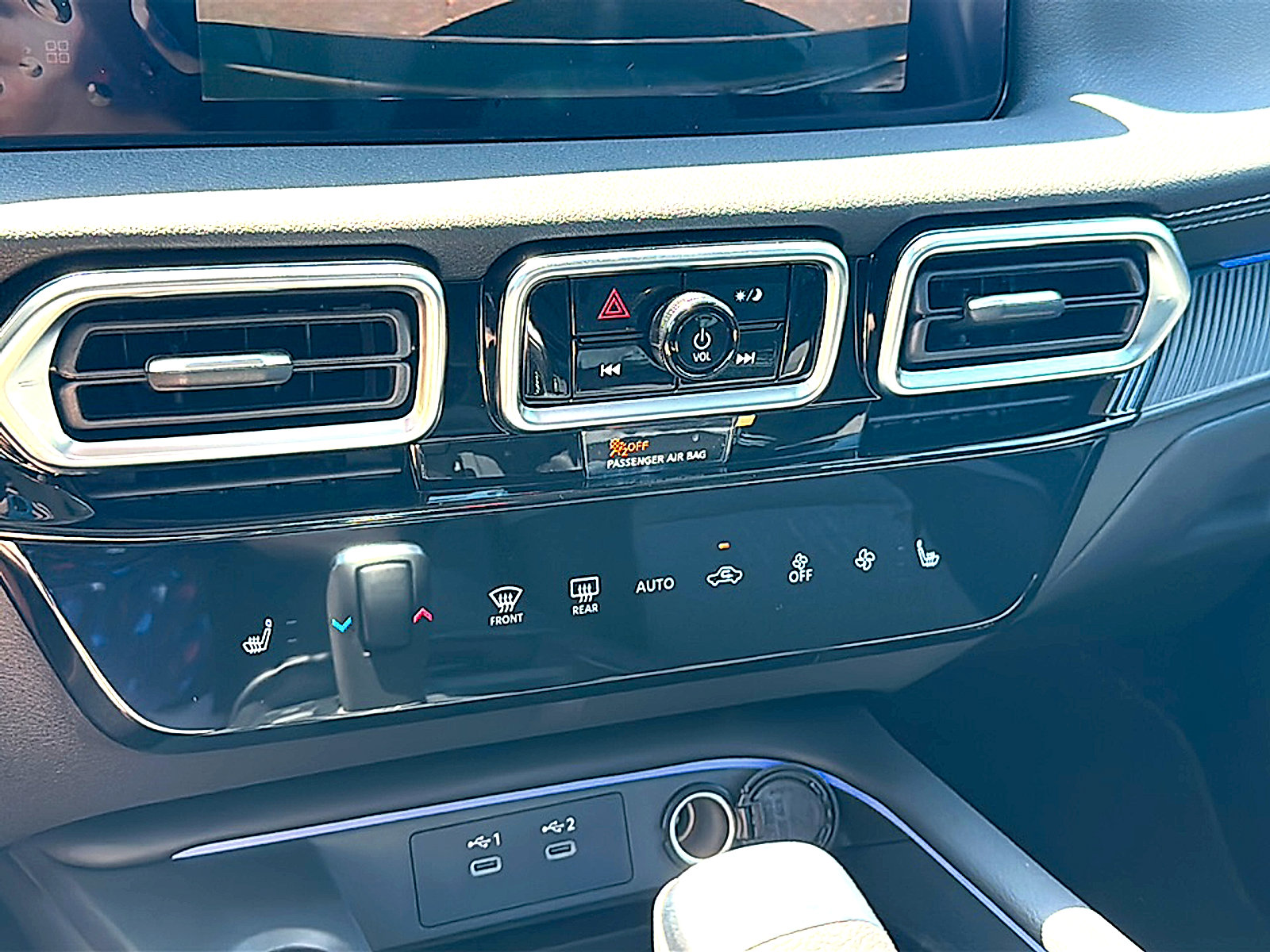New 2026 Nissan Sentra SV w/ SV Convenience Package FWD image 23