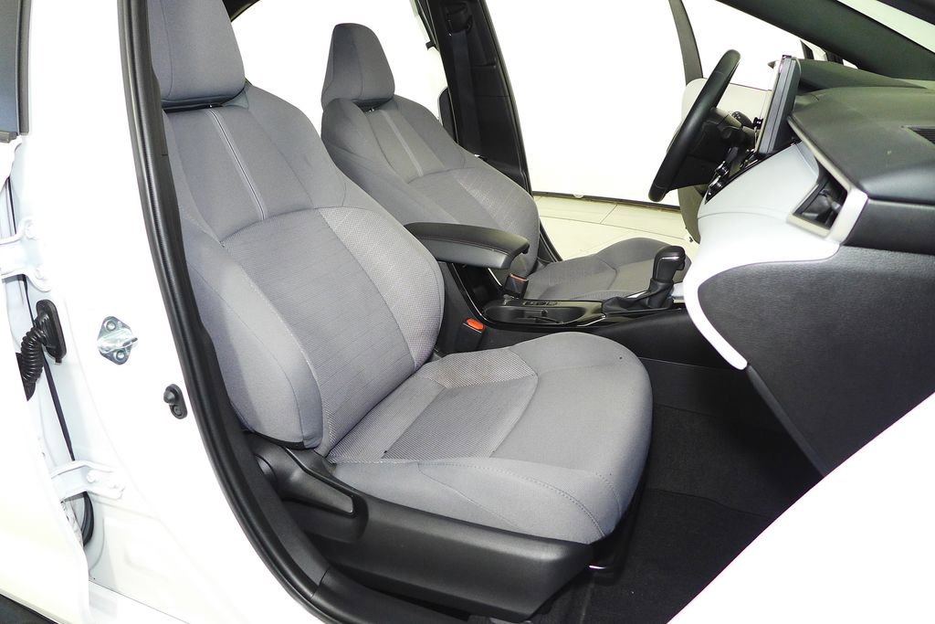 Used 2024 Toyota Corolla SE image 18