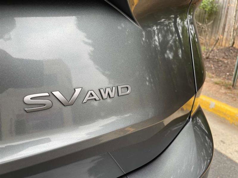 Used 2024 Nissan Rogue SV image 89