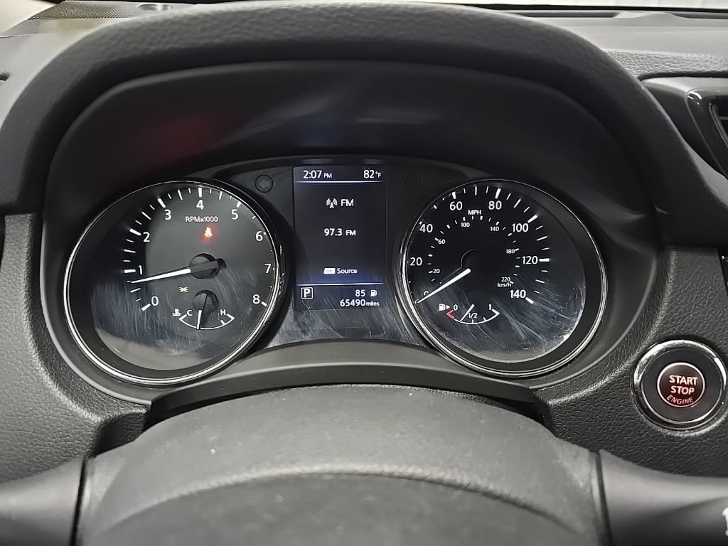 Used 2018 Nissan Rogue SV AWD/4WD image 22