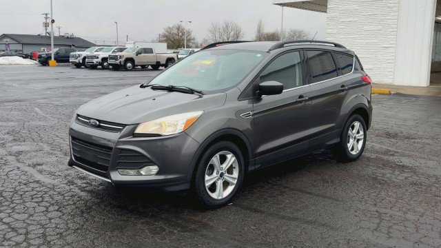 Used 2015 Ford Escape SE w/ Equipment Group 201A image 4