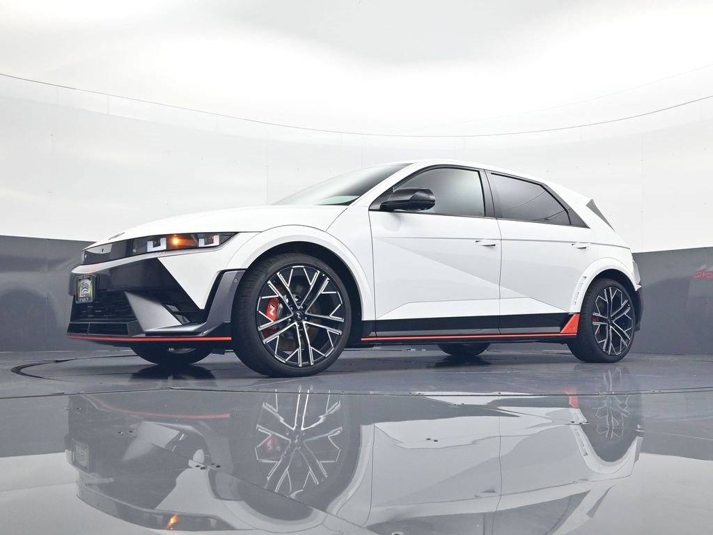 New 2025 Hyundai Ioniq 5 N image 21