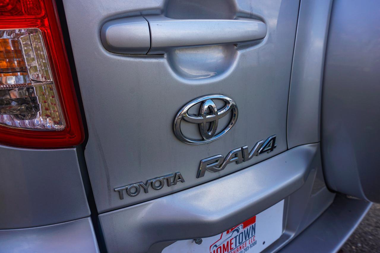 Used 2008 Toyota RAV4 Limited image 5