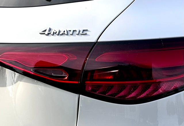 New 2026 Mercedes-Benz GLC 300 4MATIC image 12