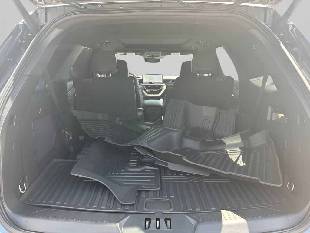 Certified 2025 Ford Explorer ST-Line w/ Premium Package AWD/4WD image 31