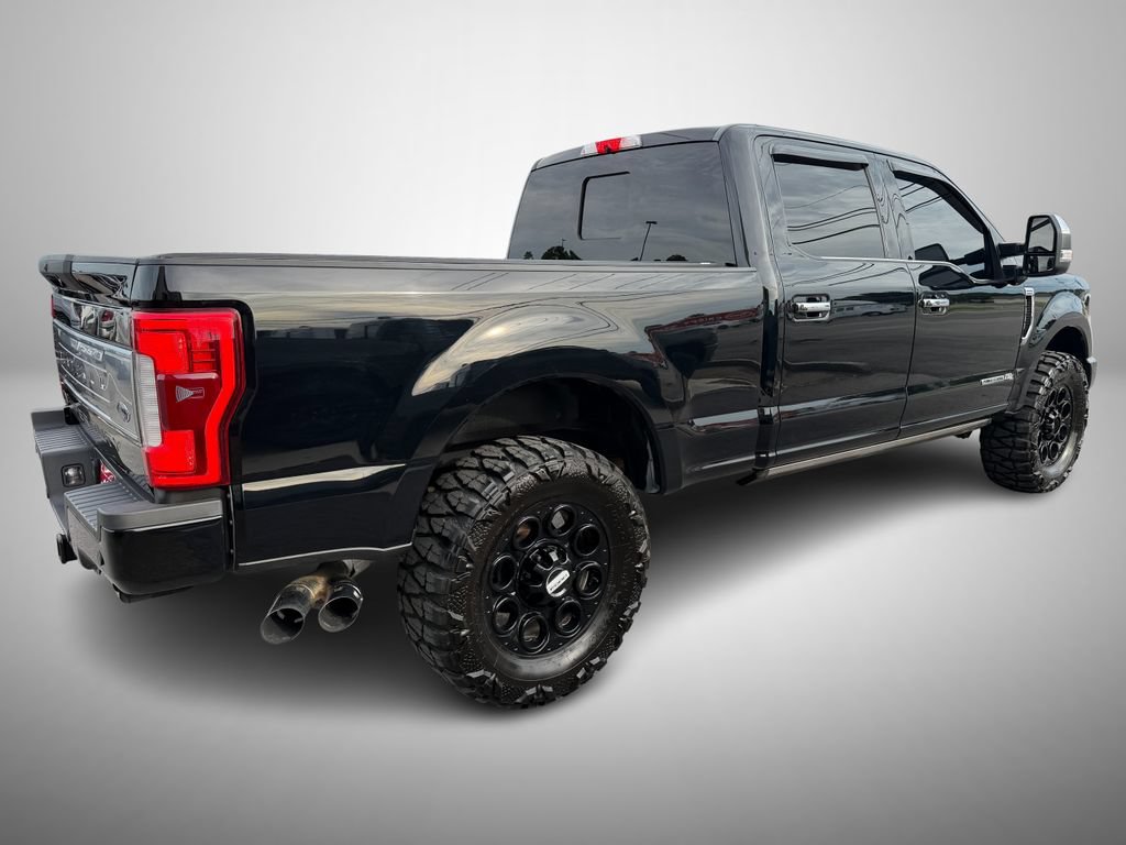 Used 2018 Ford F250 Platinum w/ Platinum Ultimate Package AWD/4WD image 3