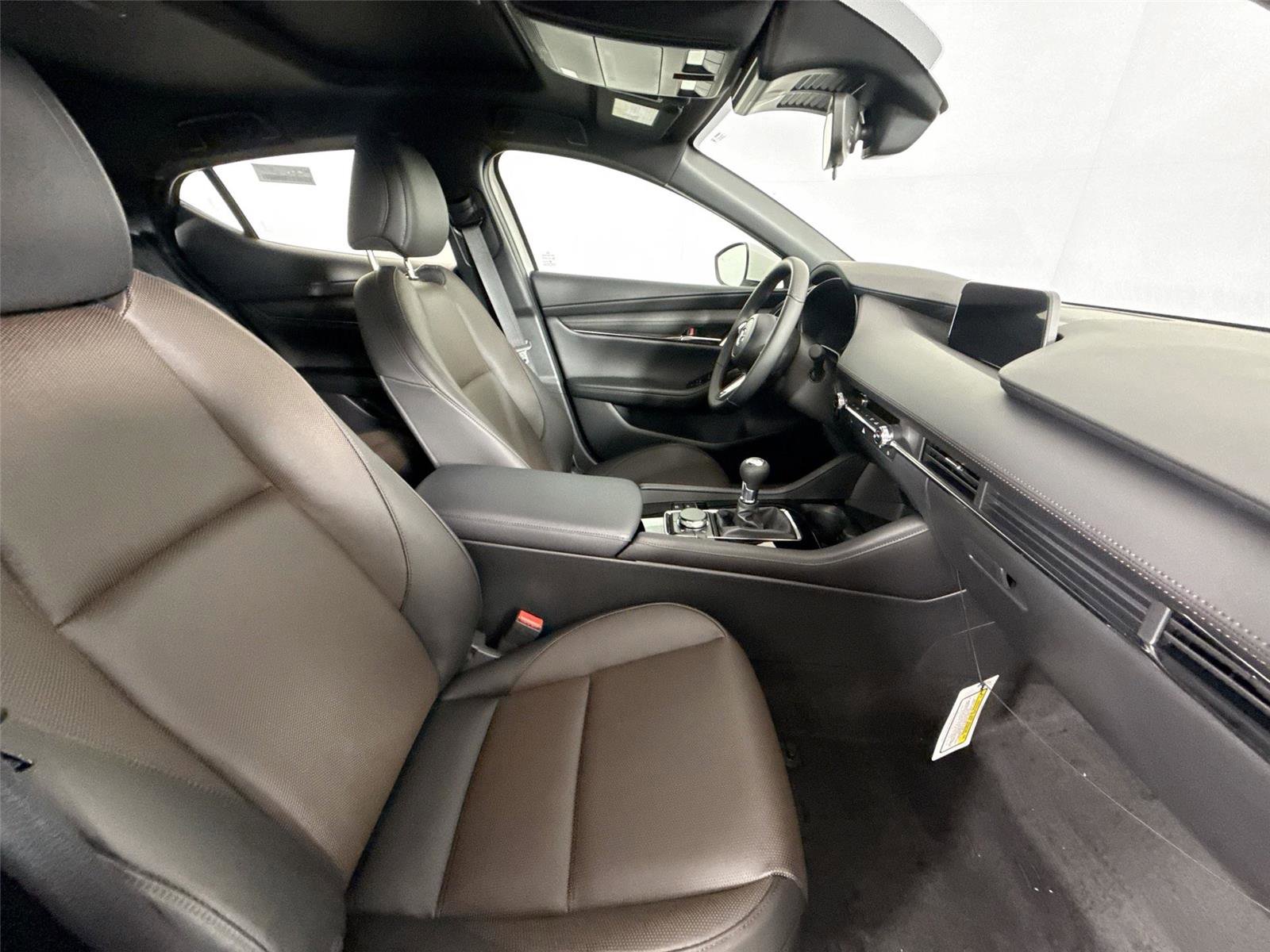 New 2026 MAZDA MAZDA3 2.5 S Hatchback w/ Premium Pkg image 40