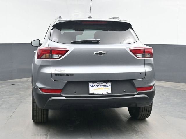 New 2026 Chevrolet TrailBlazer LT w/ Midnight Edition FWD image 13