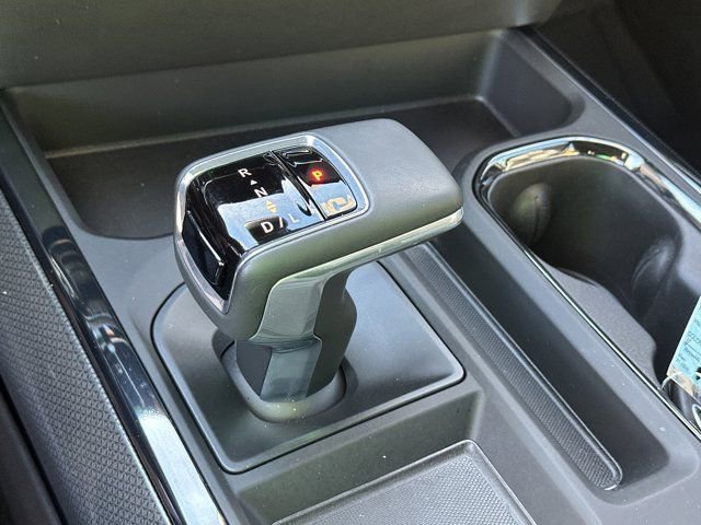 Used 2025 Chevrolet Silverado 1500 ZR2 w/ Technology Package image 32