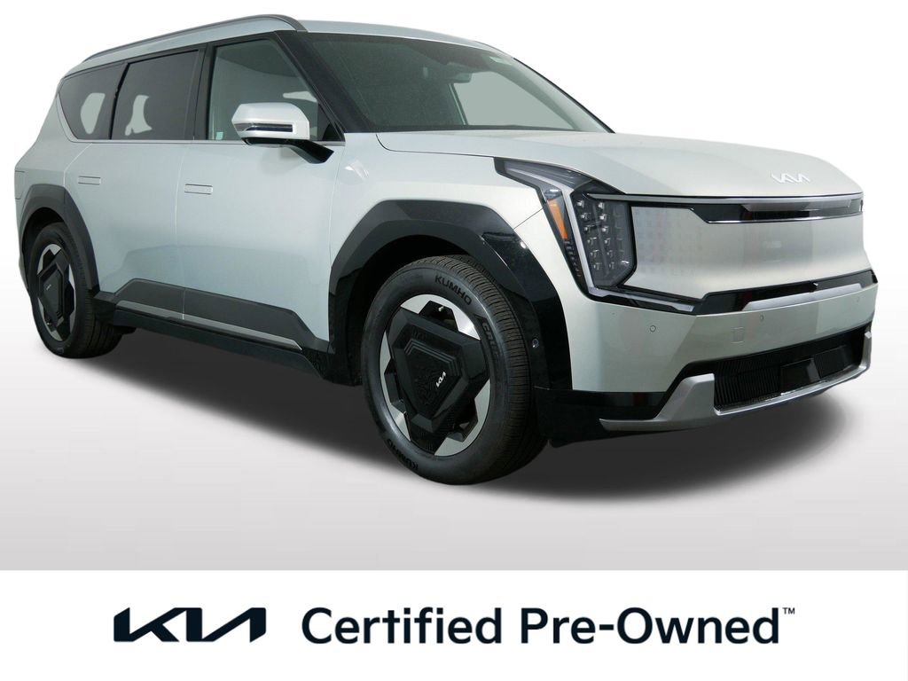 Certified 2024 Kia EV9 Land image 1
