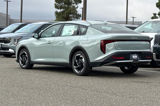 New 2027 Kia K4 EX FWD image 7