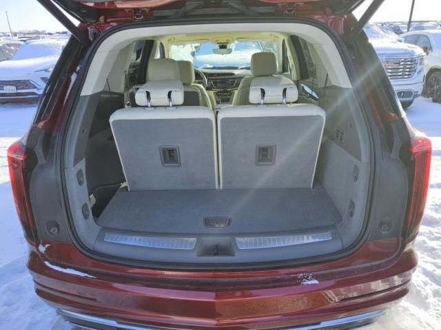 Used 2025 Cadillac XT6 Premium Luxury w/ Technology Package image 4