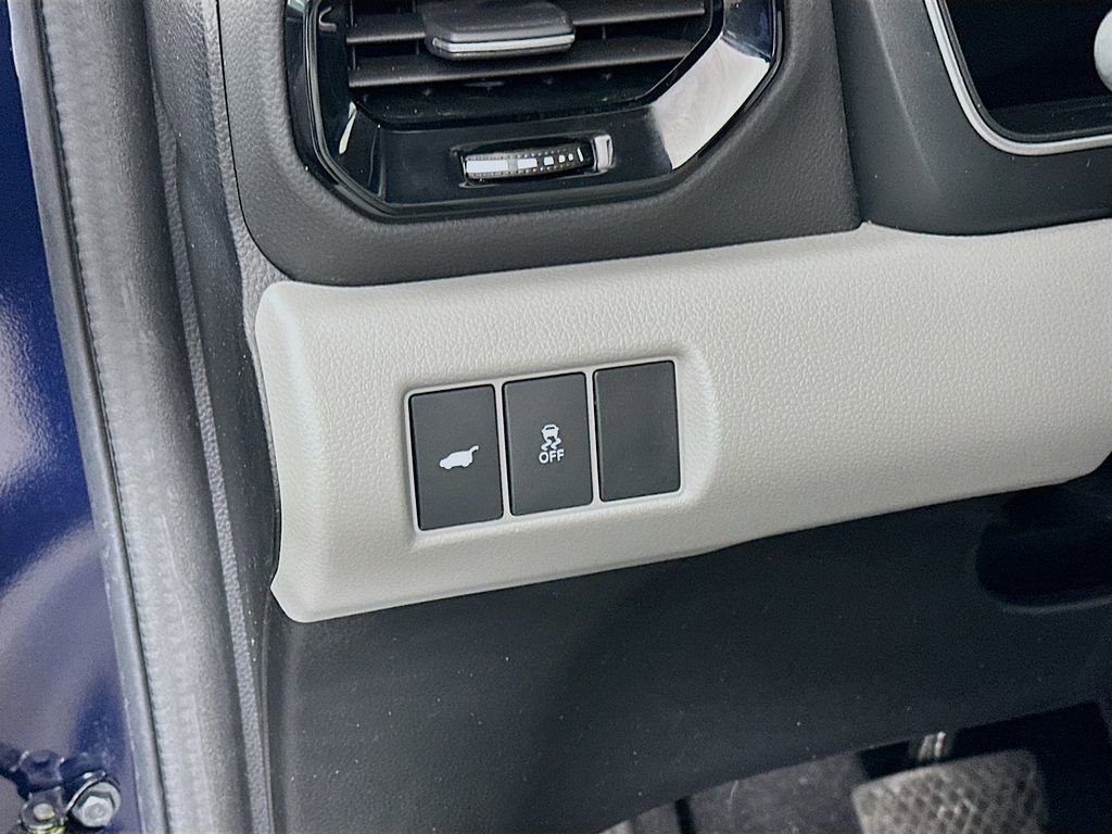 Used 2023 Honda Pilot Touring image 16