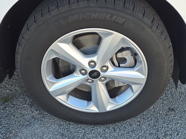 Used 2024 Ford Edge SE image 10