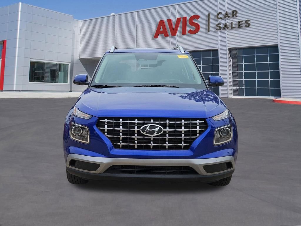 Used 2025 Hyundai Venue SEL FWD image 10