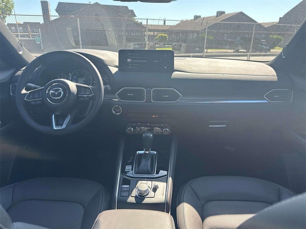 New 2025 MAZDA CX-5 Signature AWD/4WD image 10
