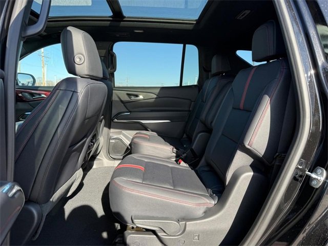 New 2026 Chevrolet Traverse RS image 6