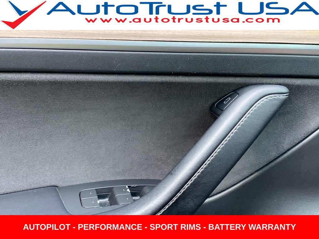 Used 2022 Tesla Model 3 Performance image 14