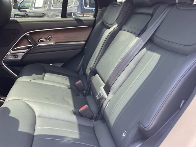 Used 2024 Land Rover Range Rover SE AWD/4WD image 26