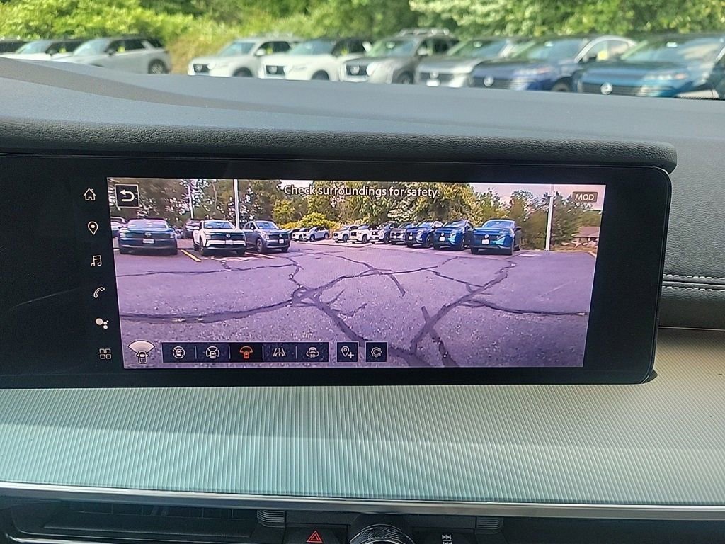 Used 2025 Nissan Murano SL w/ Cargo Package AWD/4WD image 16