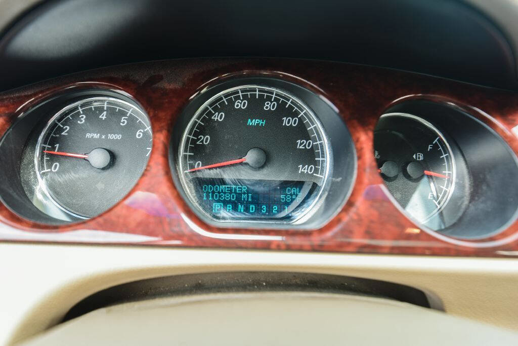 Used 2006 Buick Lucerne CXL w/ Luxury Package image 13