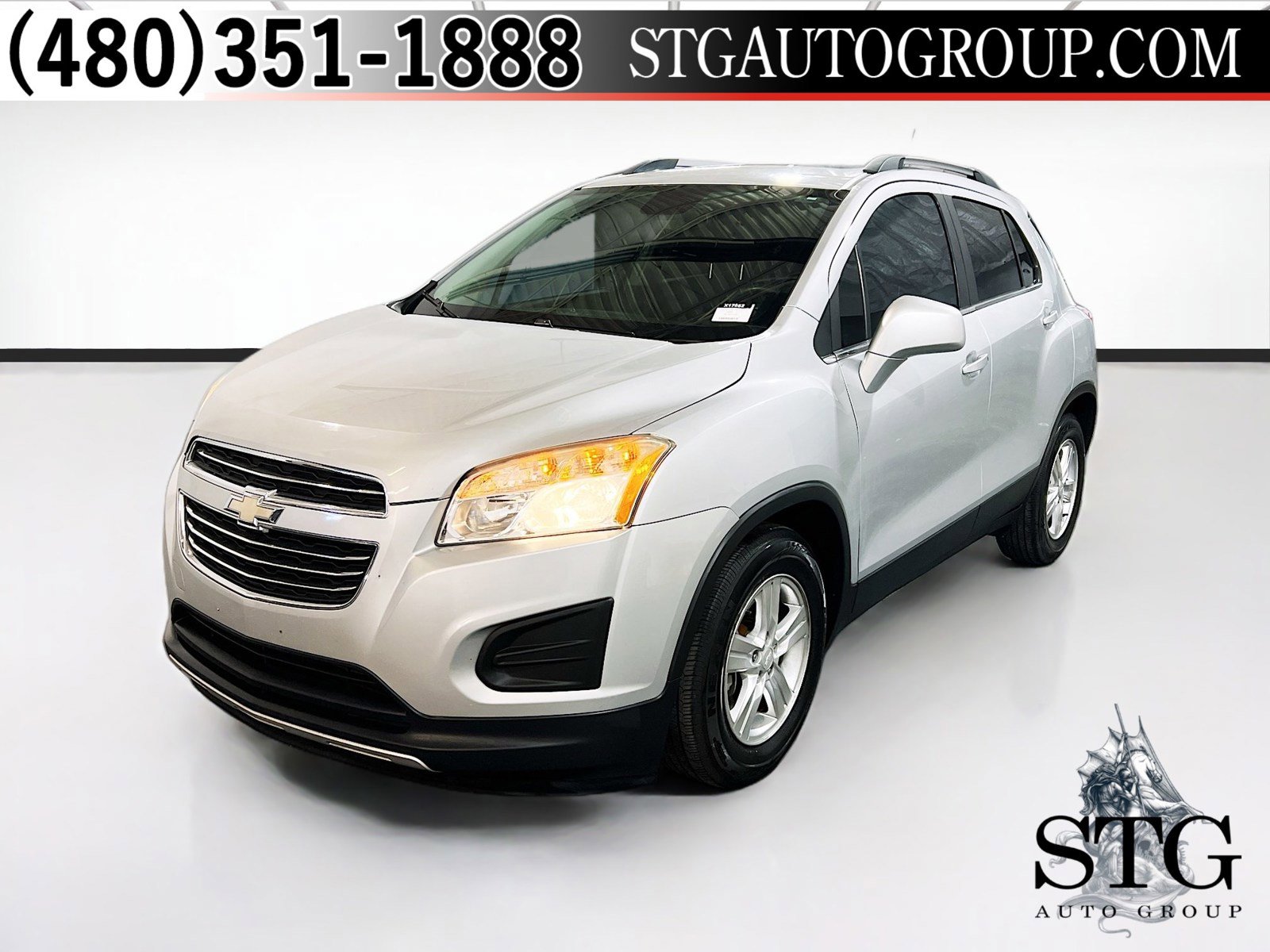 Used 2016 Chevrolet Trax LT w/ LT Sun and Sound Package FWD image 1