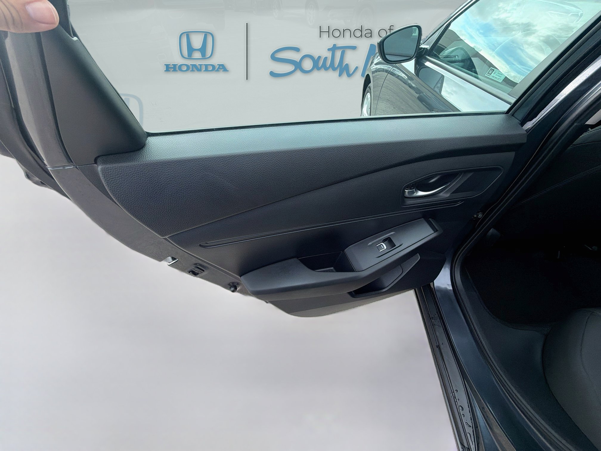Used 2025 Honda Accord LX image 29
