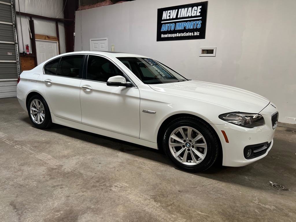 Used 2015 BMW 528i Sedan image 2