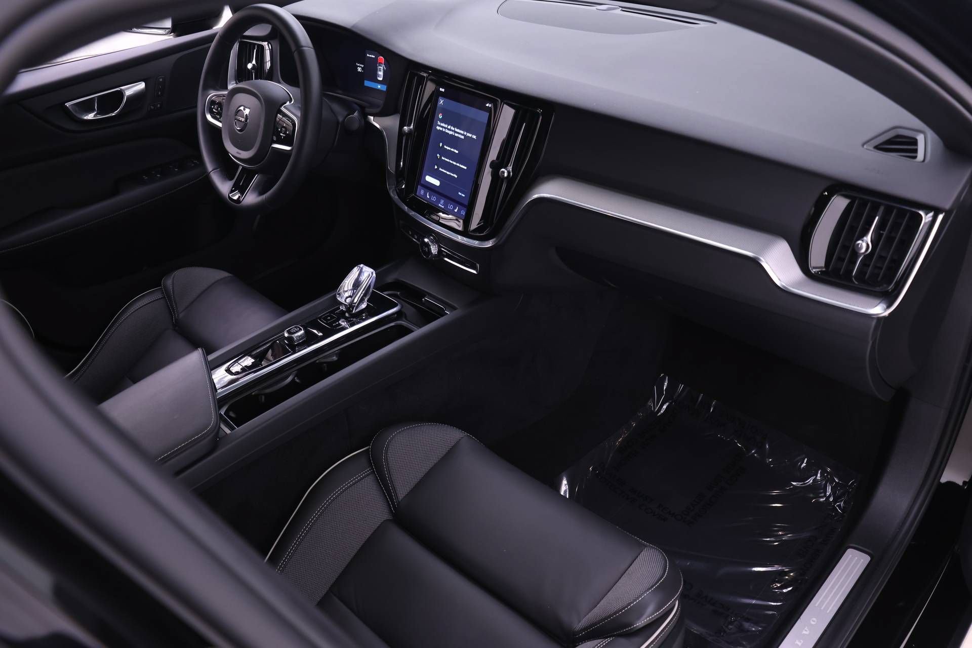 Certified 2024 Volvo S60 B5 Plus FWD image 22
